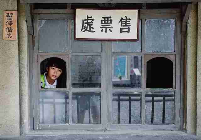 【51网在线观看】锋利情感共振跨界 - 幕后全开